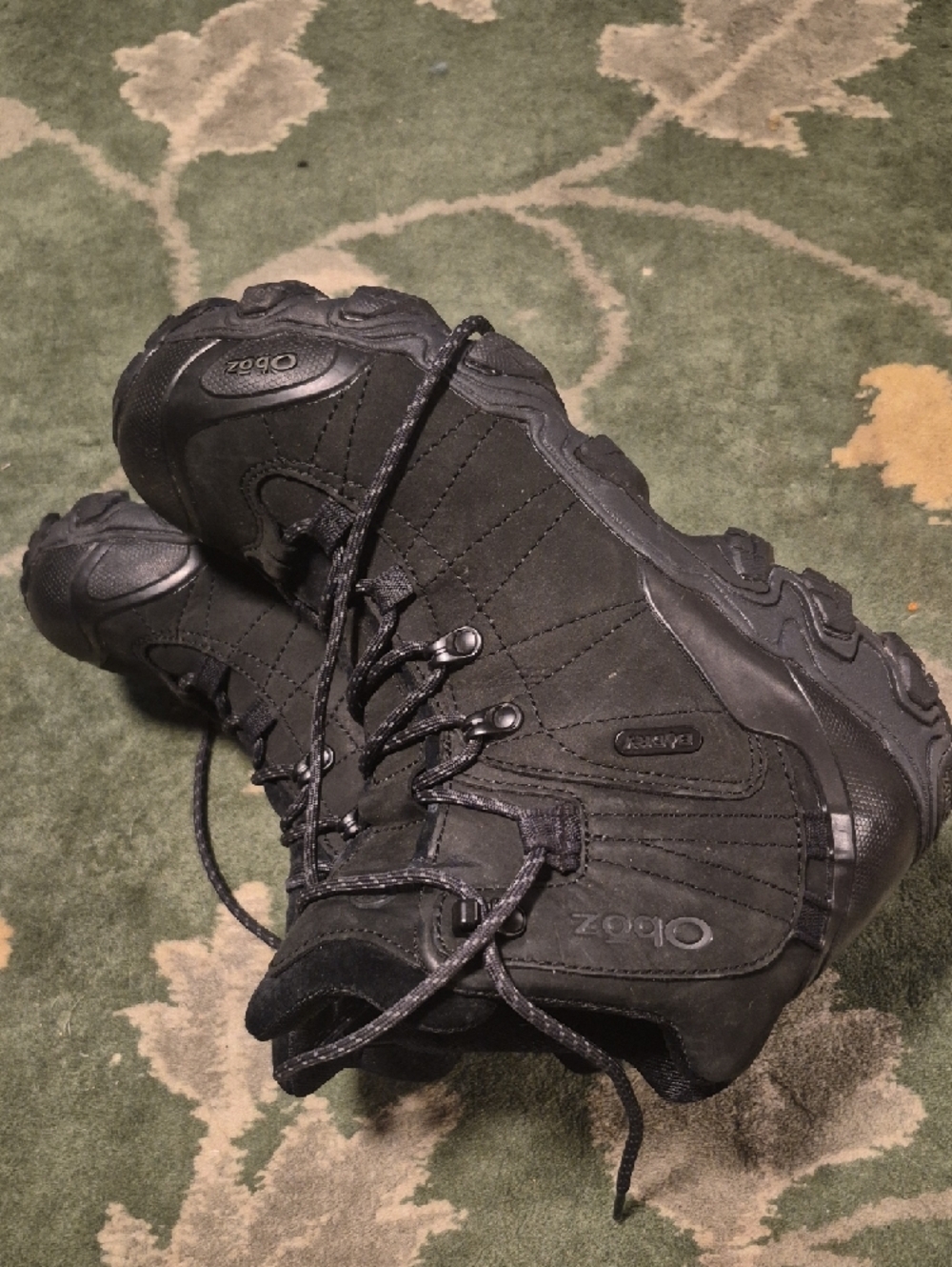 Oboz Men's Black Waterproof Hiking Boots - Picture 2 of 10